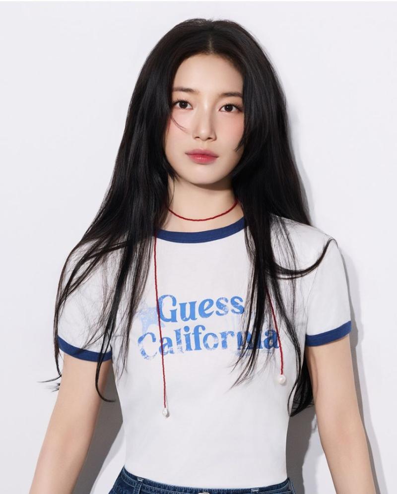 수지 GUESS게스 등
