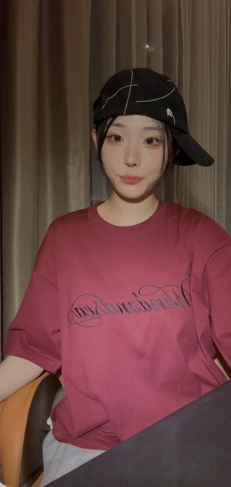 QWER 히나