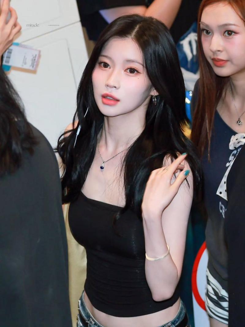 BABYMONSTER (베이비몬스터) 아사