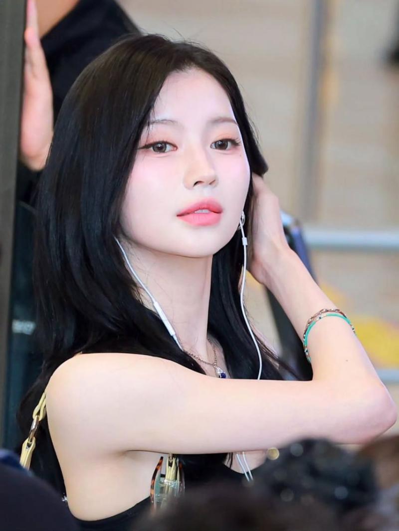 BABYMONSTER (베이비몬스터) 아사