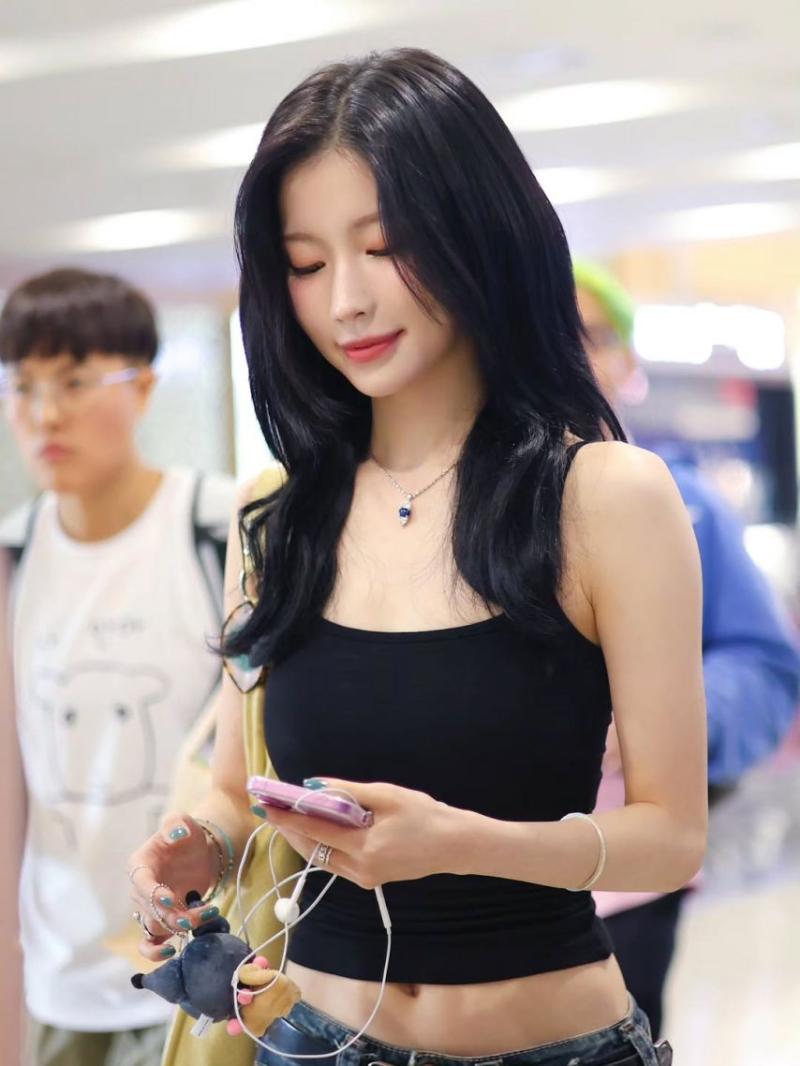 BABYMONSTER (베이비몬스터) 아사
