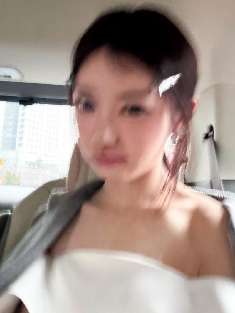 아일릿 (ILLIT) 모카