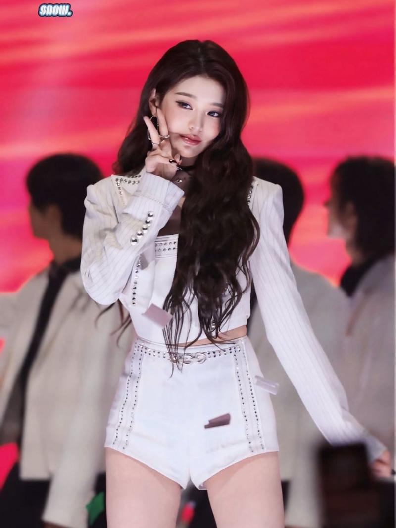 IVE (아이브) 장원영
