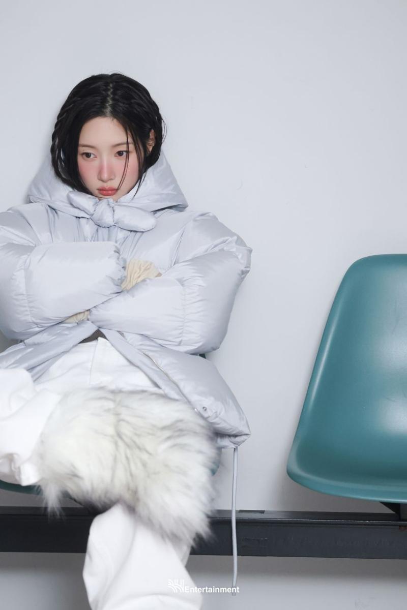정채연