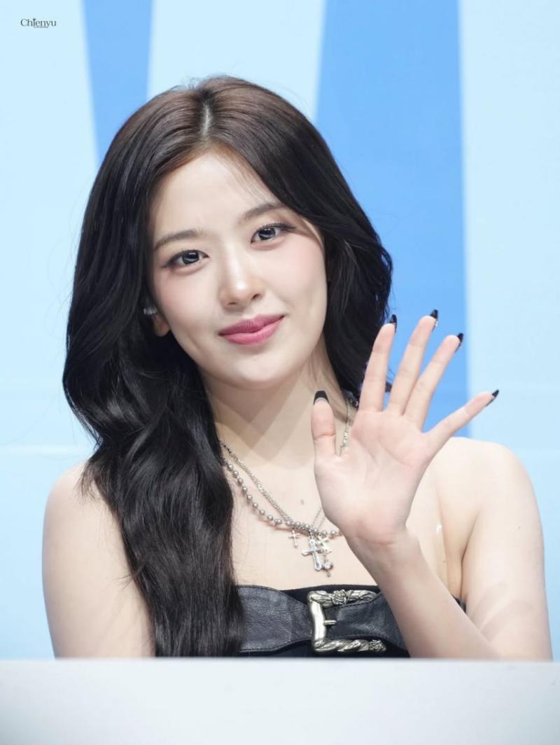 IVE (아이브) 안유진