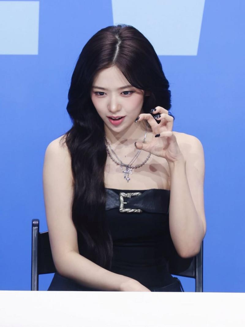 IVE (아이브) 안유진