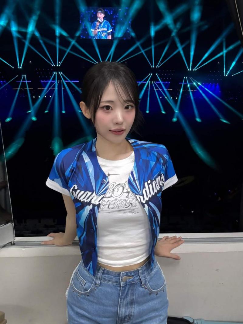 QWER 히나