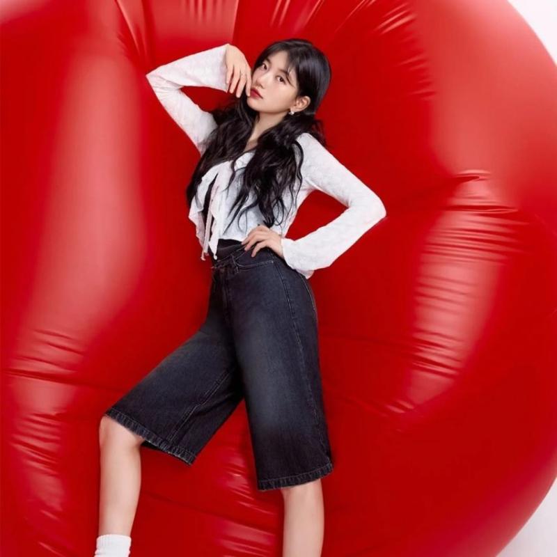 수지 GUESS게스/ K2