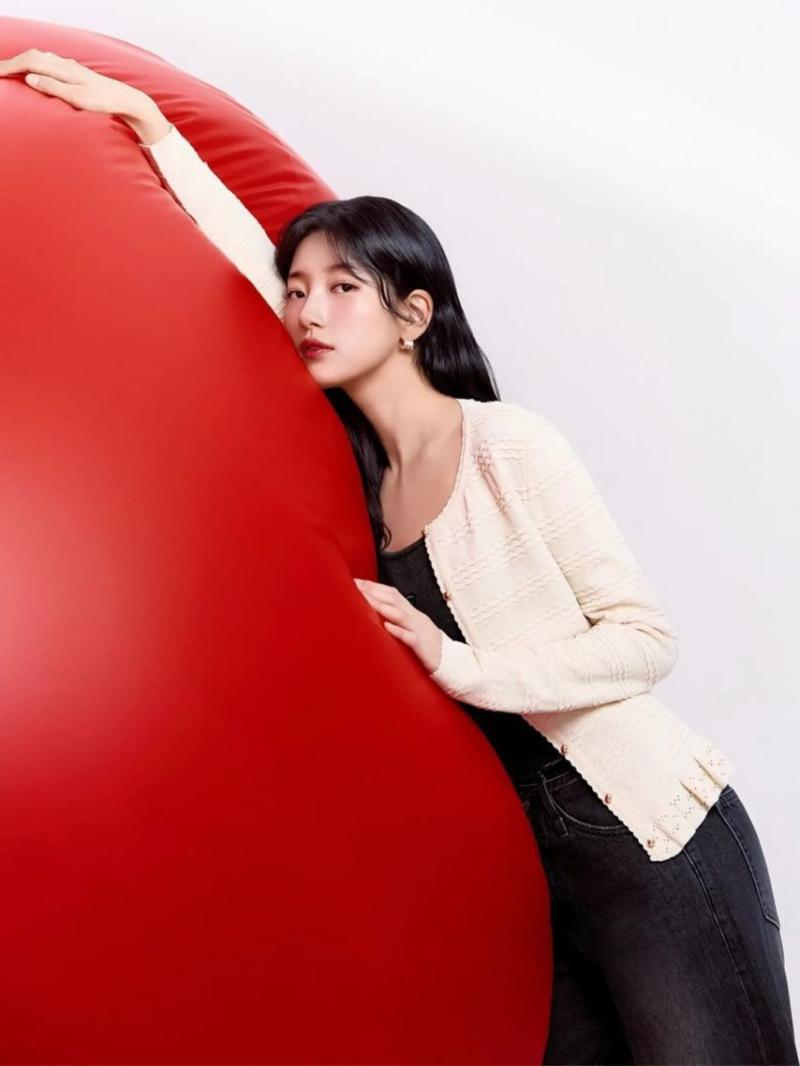 수지 GUESS게스/ K2