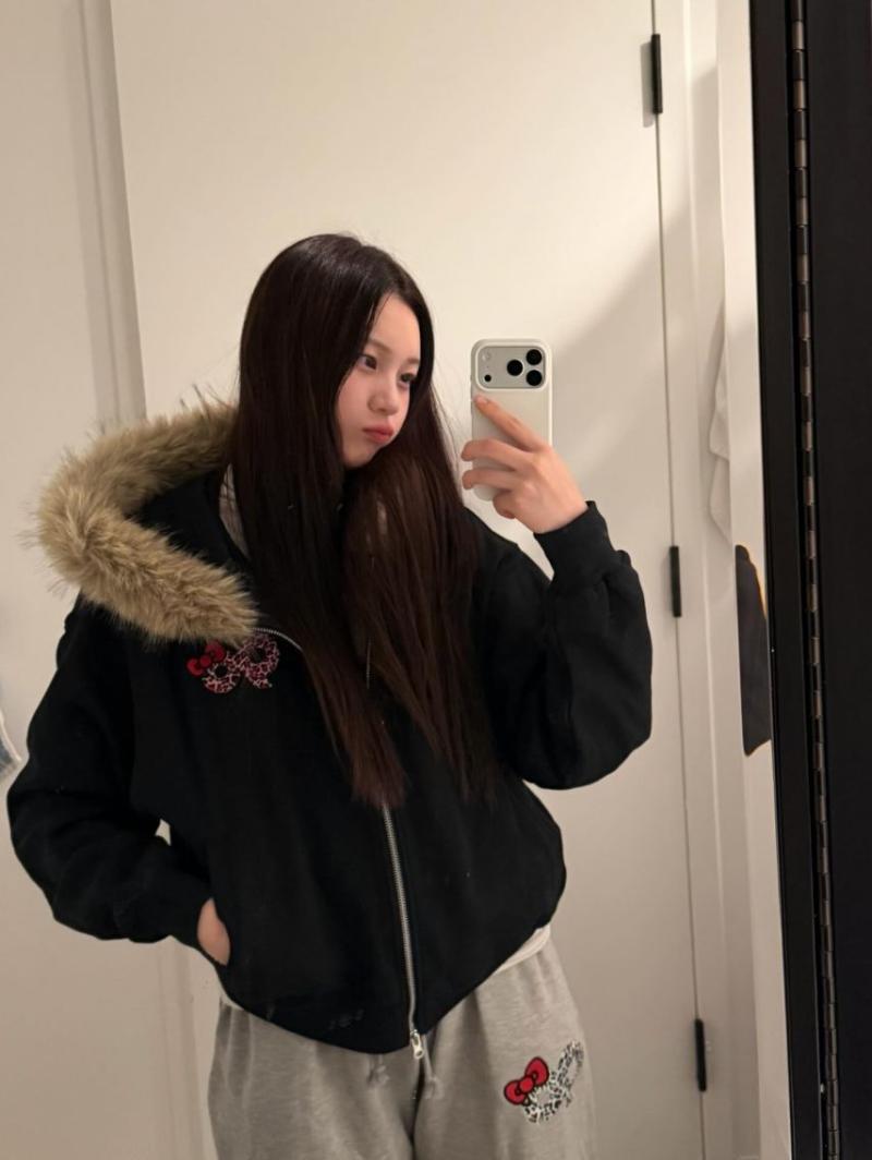 엄지 VIVIZ비비지 인별