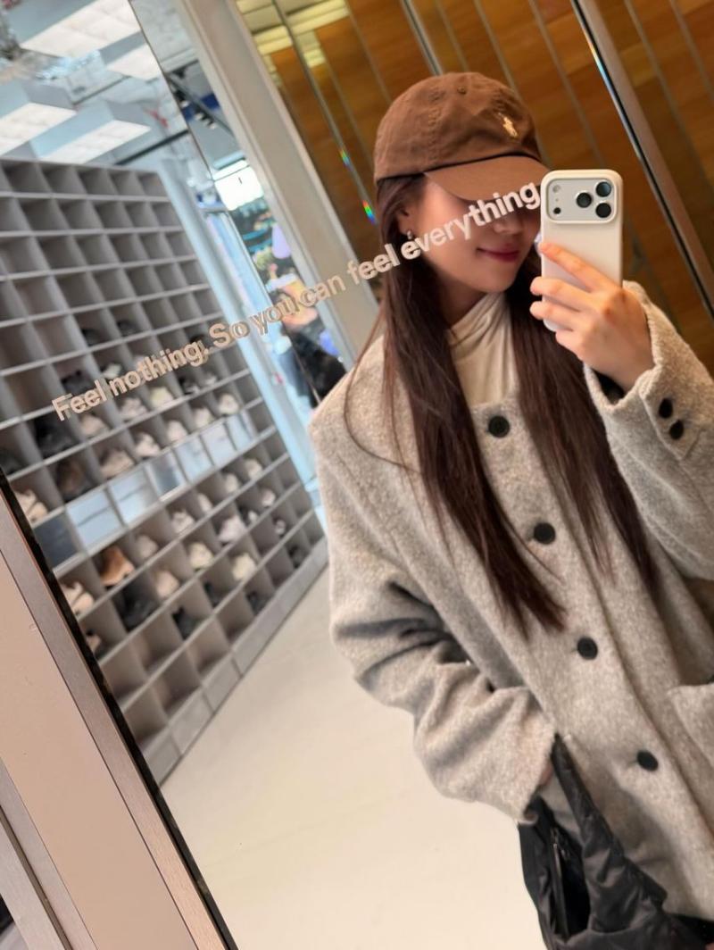 엄지 VIVIZ비비지 인별