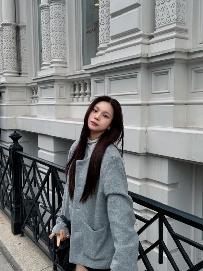엄지 VIVIZ비비지 인별