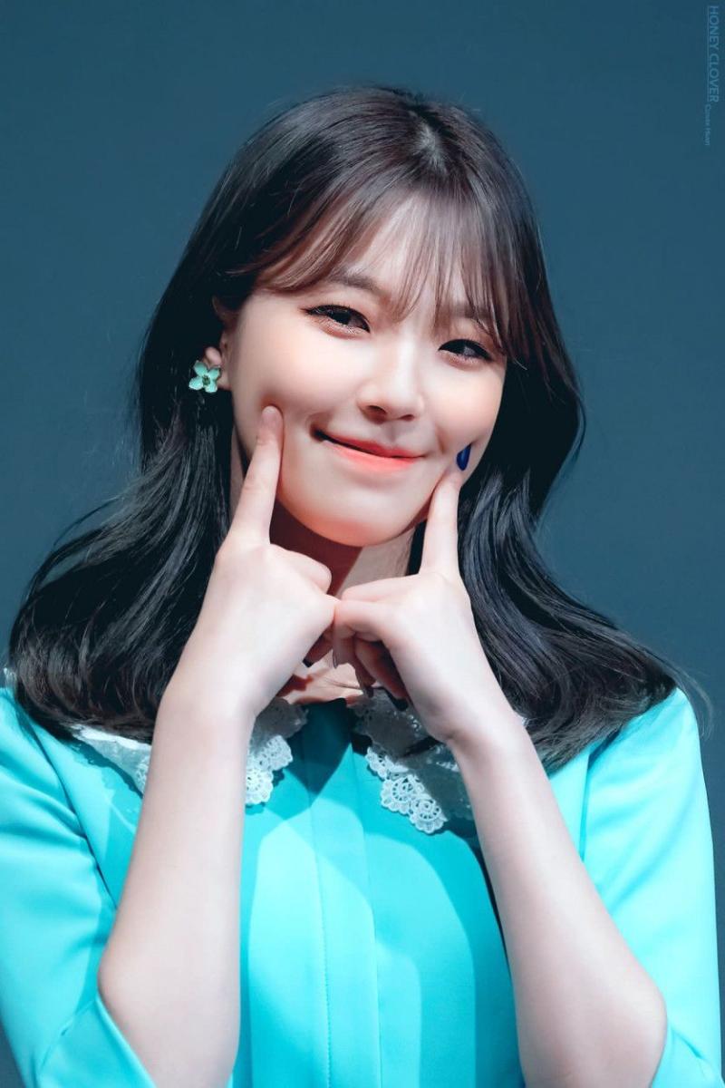 프로미스나인 백지헌