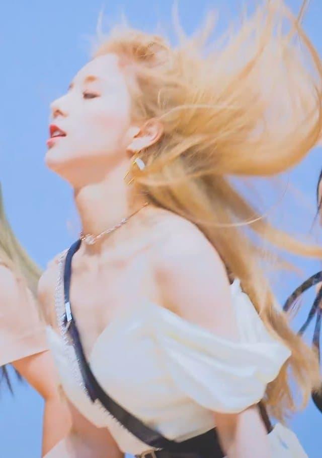 이달의소녀-희진