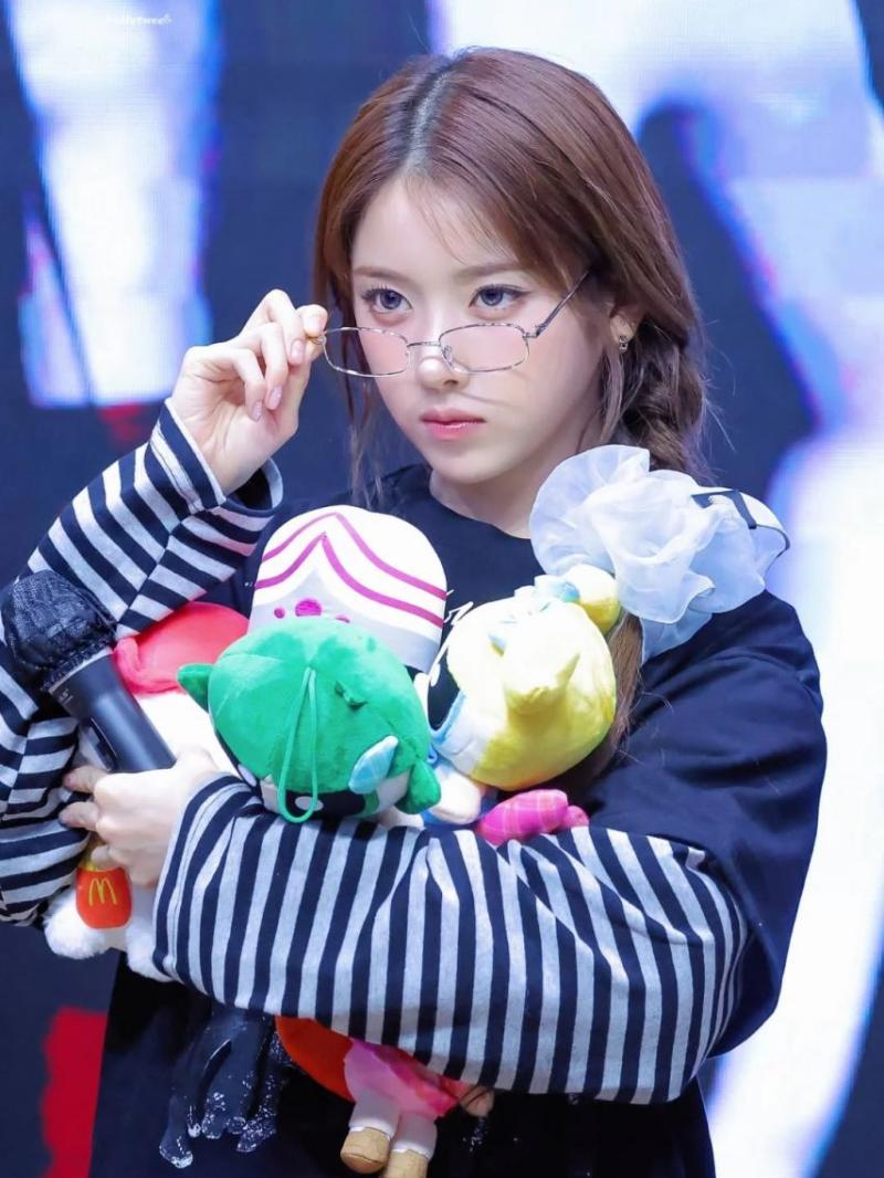 NMIXX (엔믹스) 지우