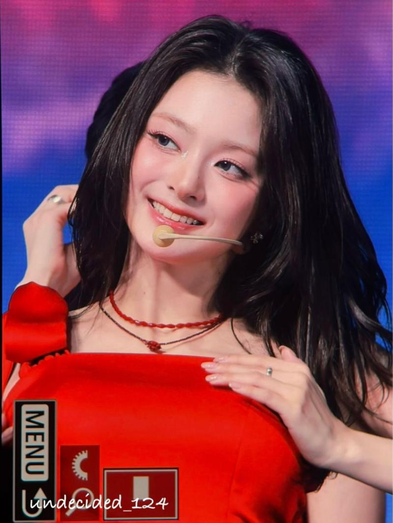 프로미스나인 (fromis_9) 이나경