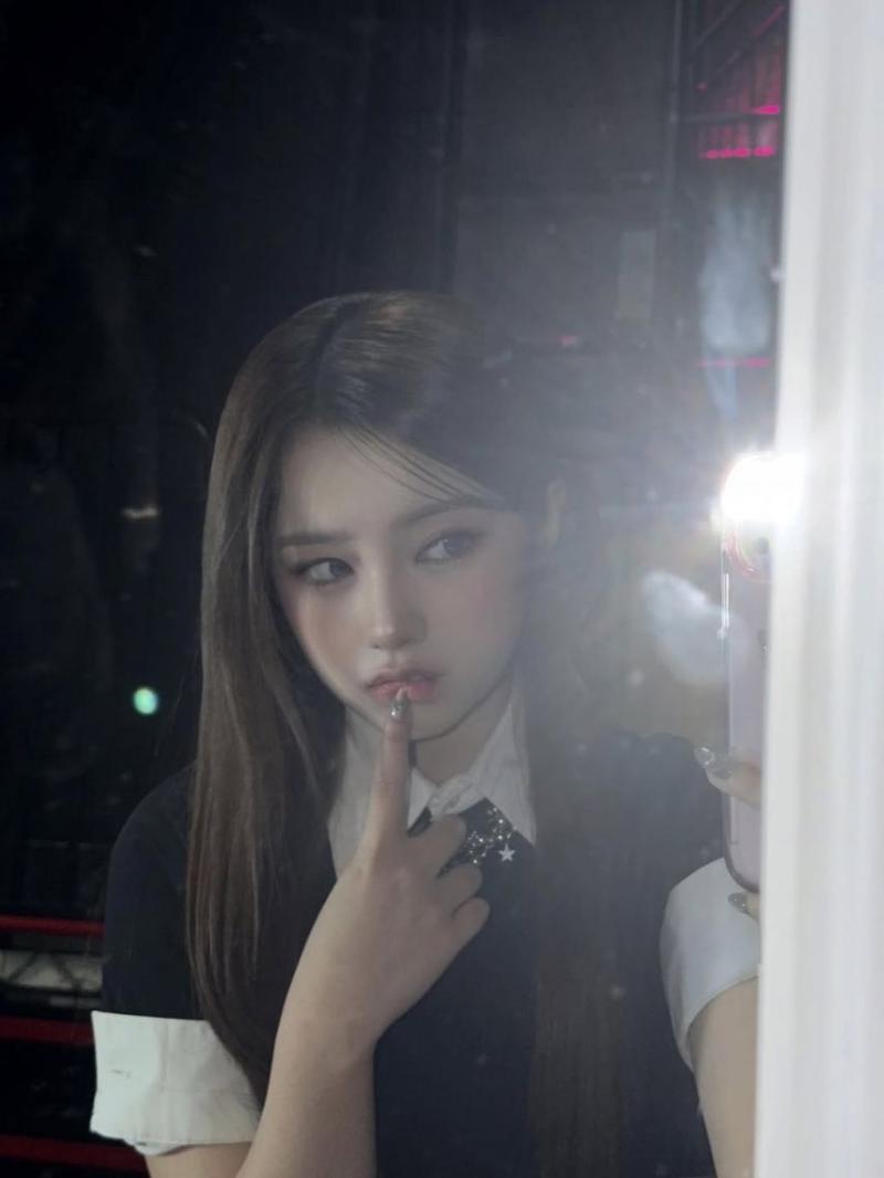 UNIS (유니스) 엘리시아