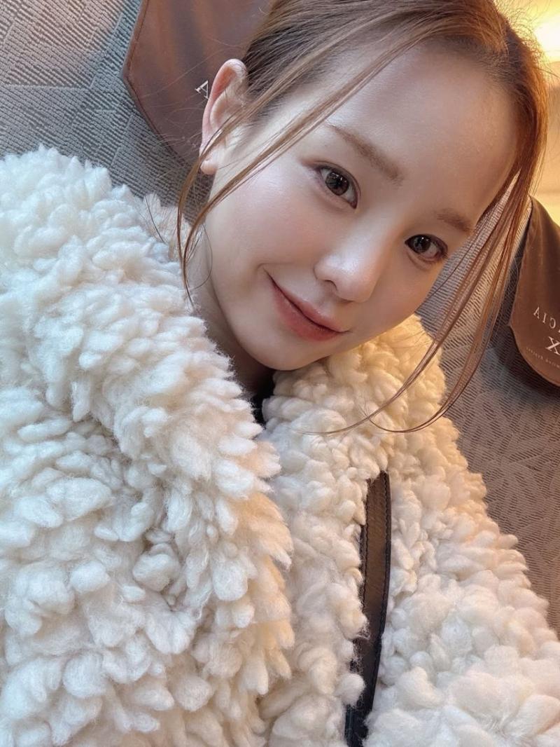 니쥬 (NiziU) 마코