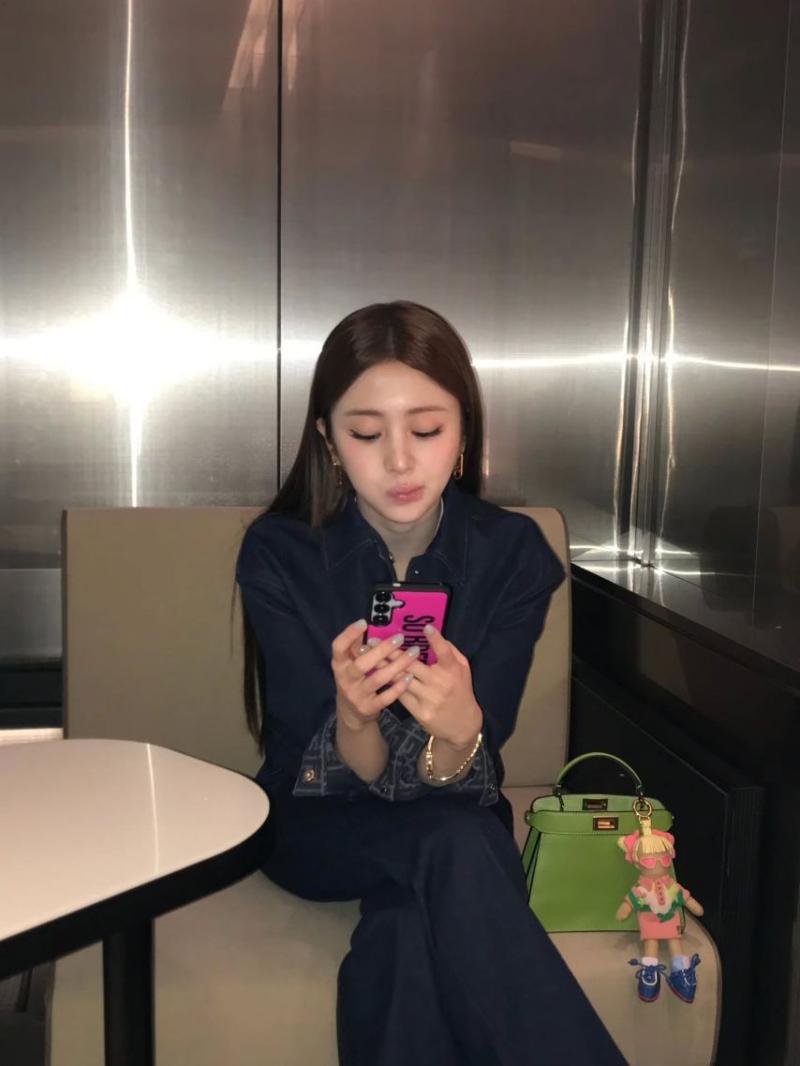 르세라핌 허윤진