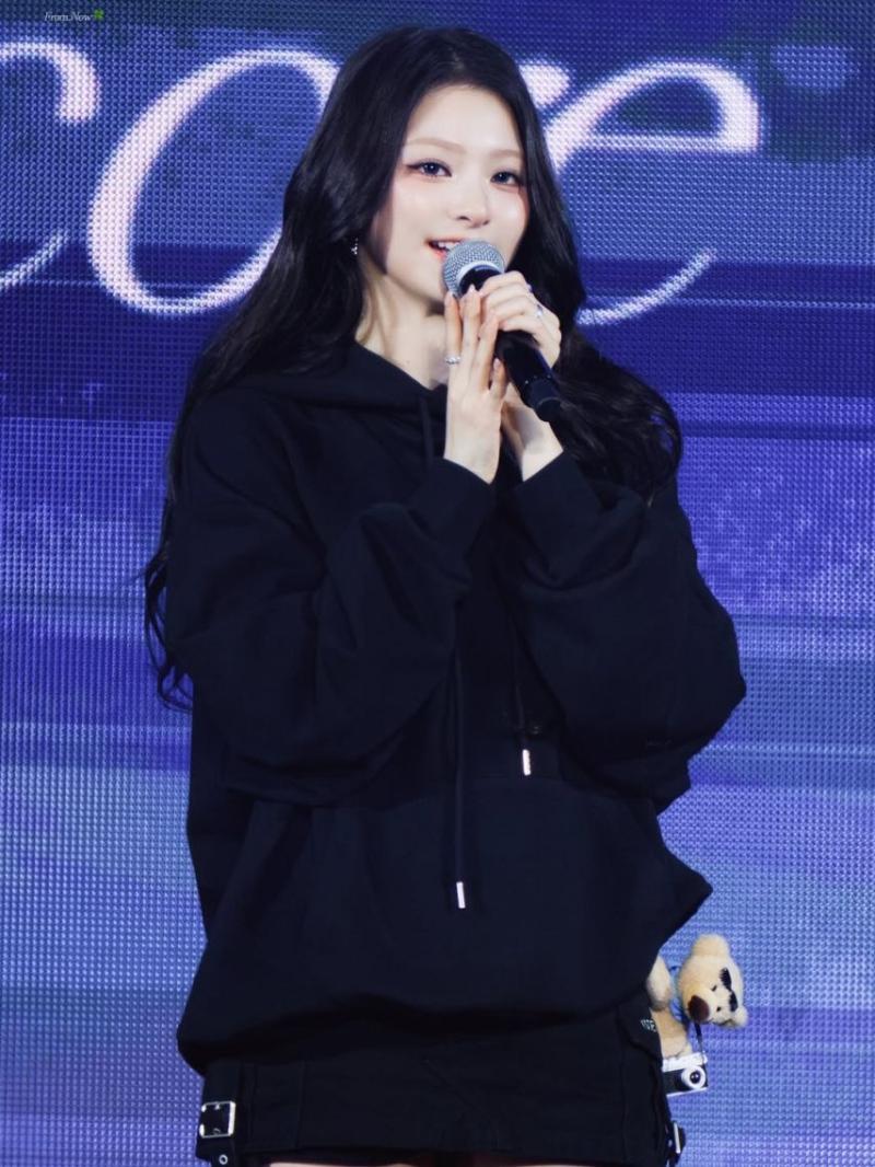 프로미스나인 (fromis_9) 이나경
