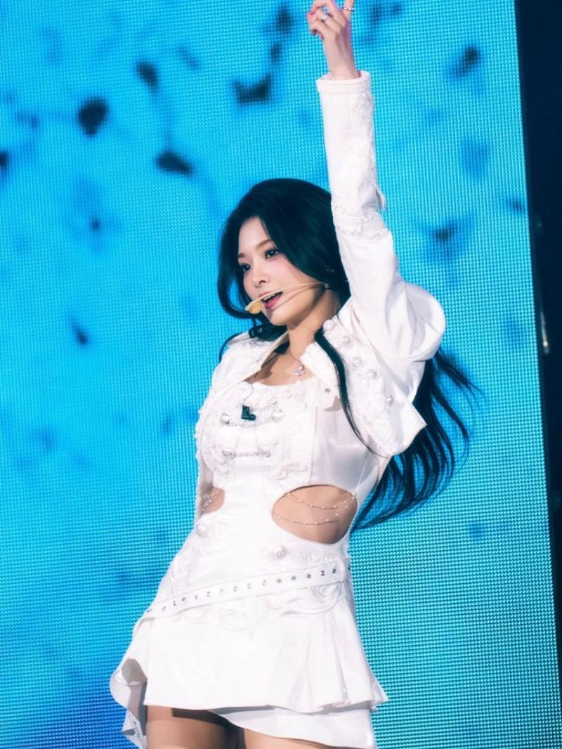 프로미스나인 (fromis_9) 이나경
