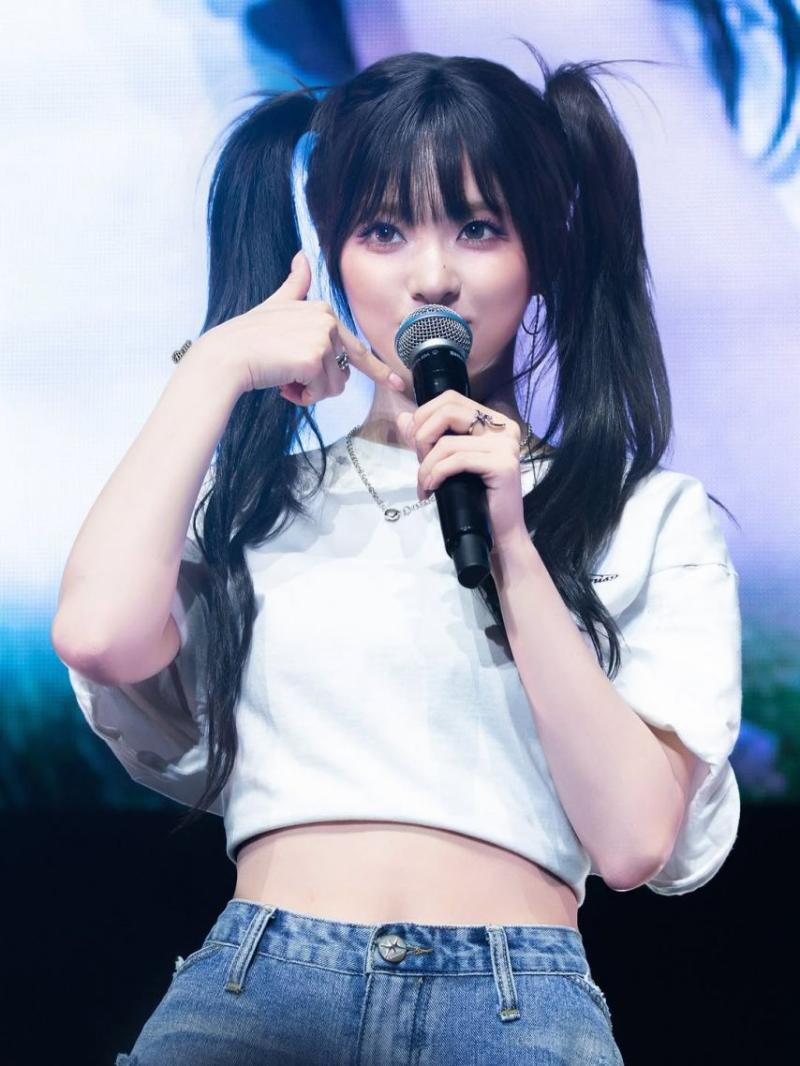 프로미스나인 (fromis_9) 이나경