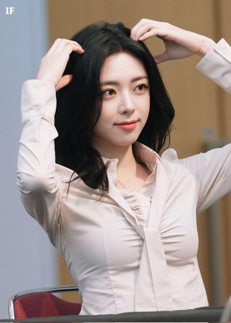 있지 유나