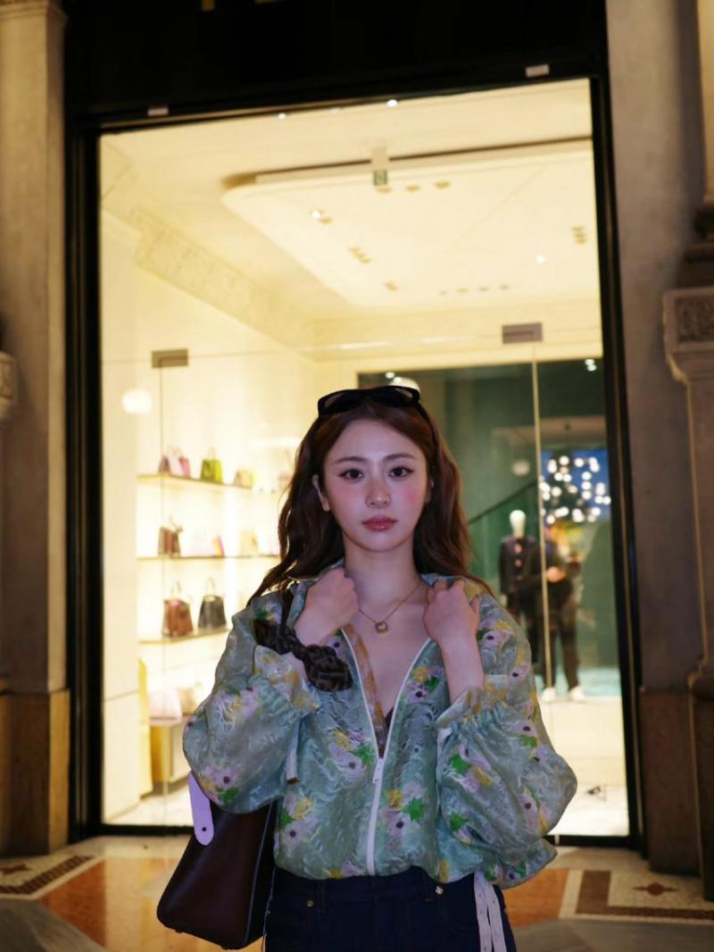 르세라핌 허윤진