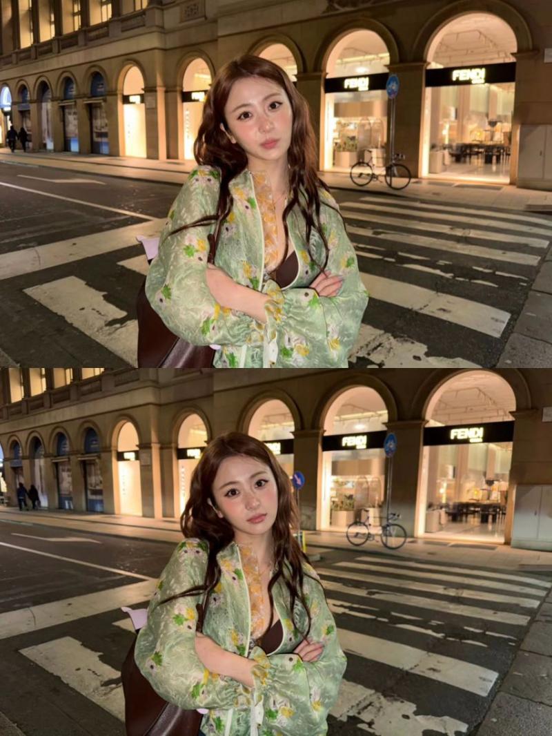 르세라핌 허윤진