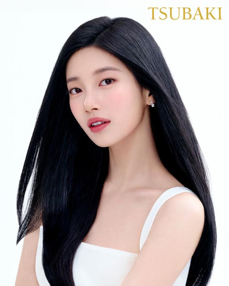 수지 GUESS/ Tsubaki