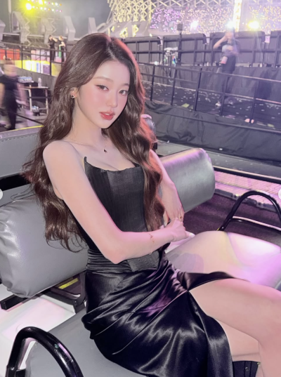 아이브 장원영 바디슈트