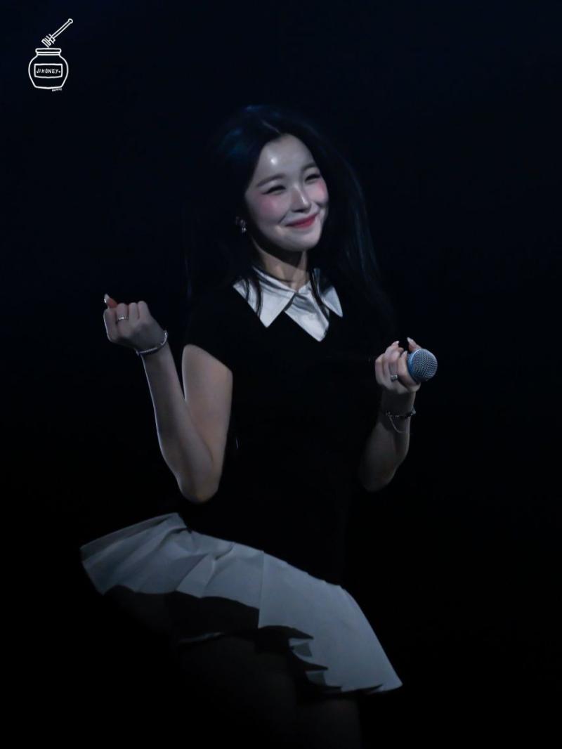 프로미스나인 백지헌