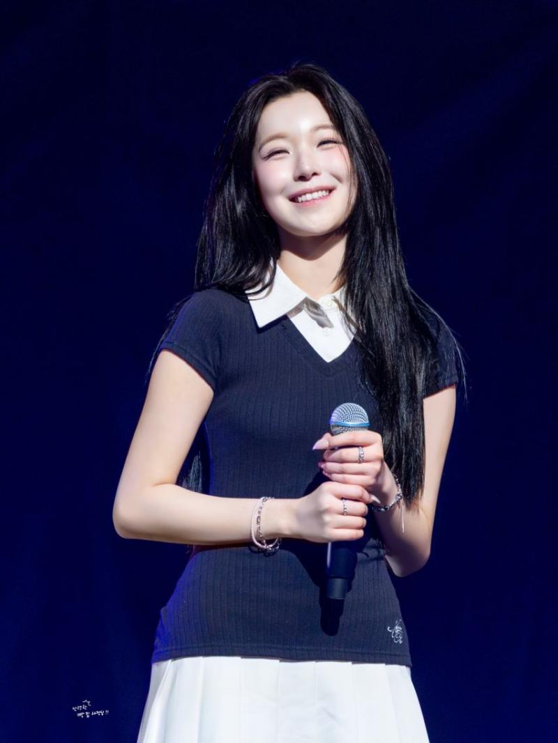 프로미스나인 백지헌