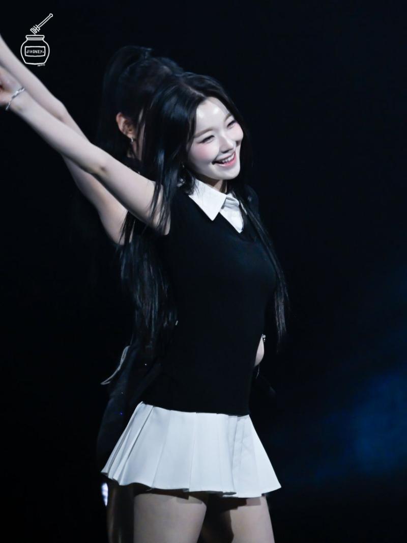 프로미스나인 백지헌