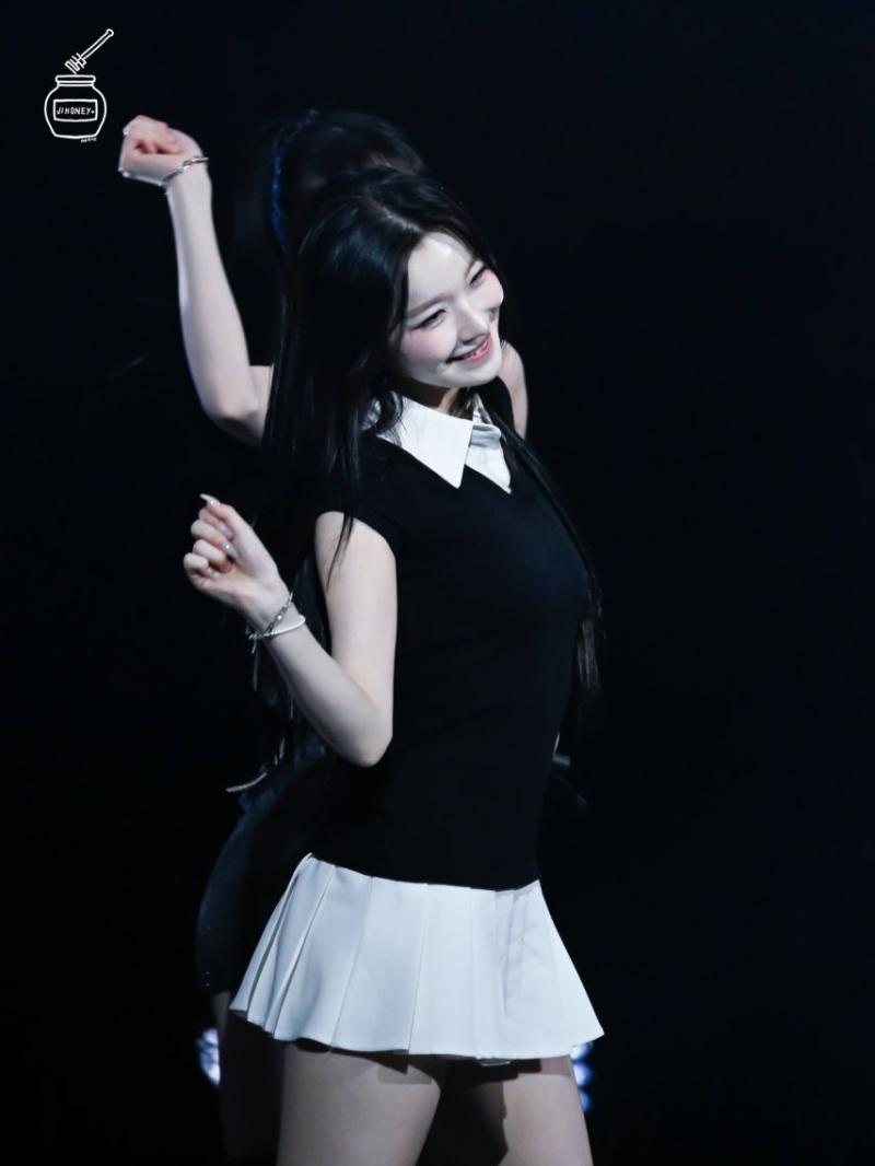 프로미스나인 백지헌