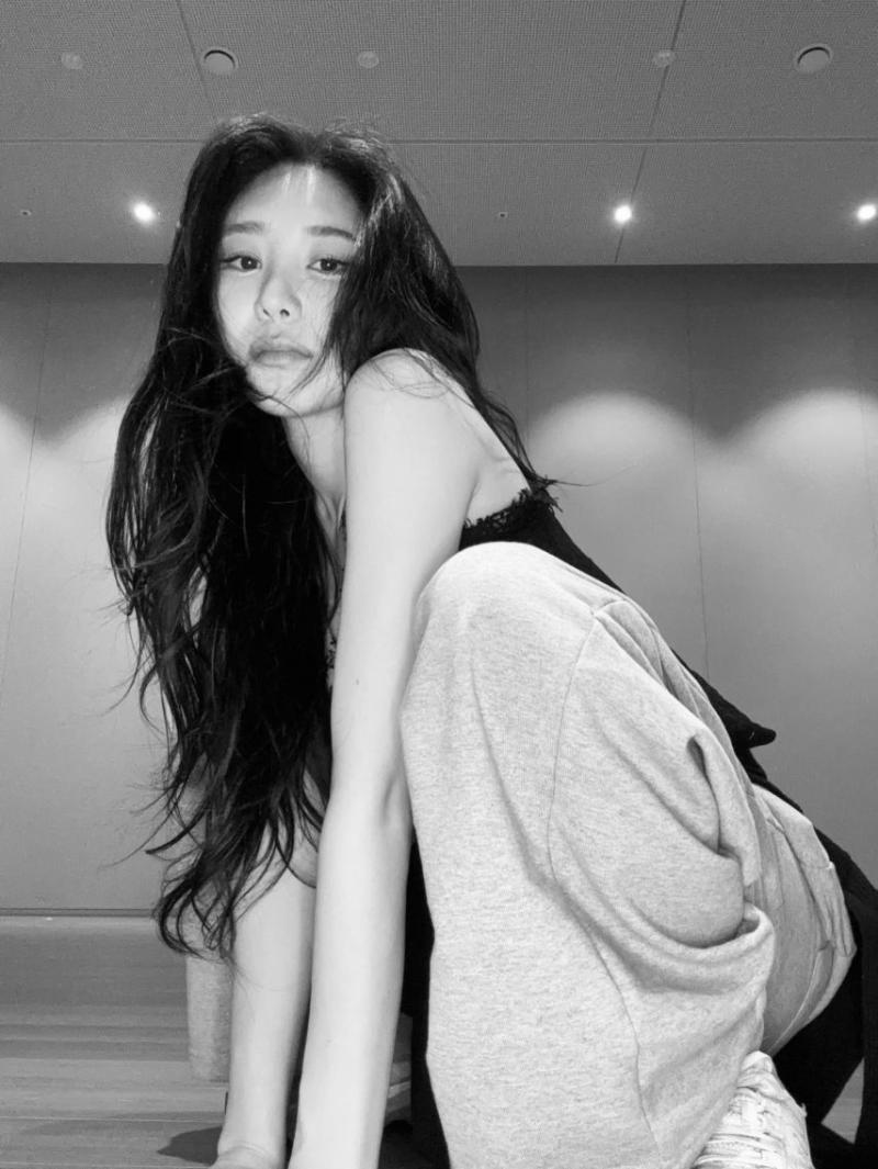 이채연