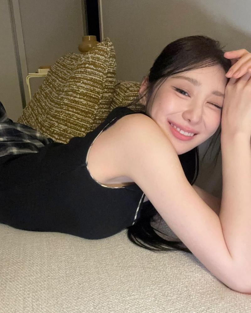 이채연