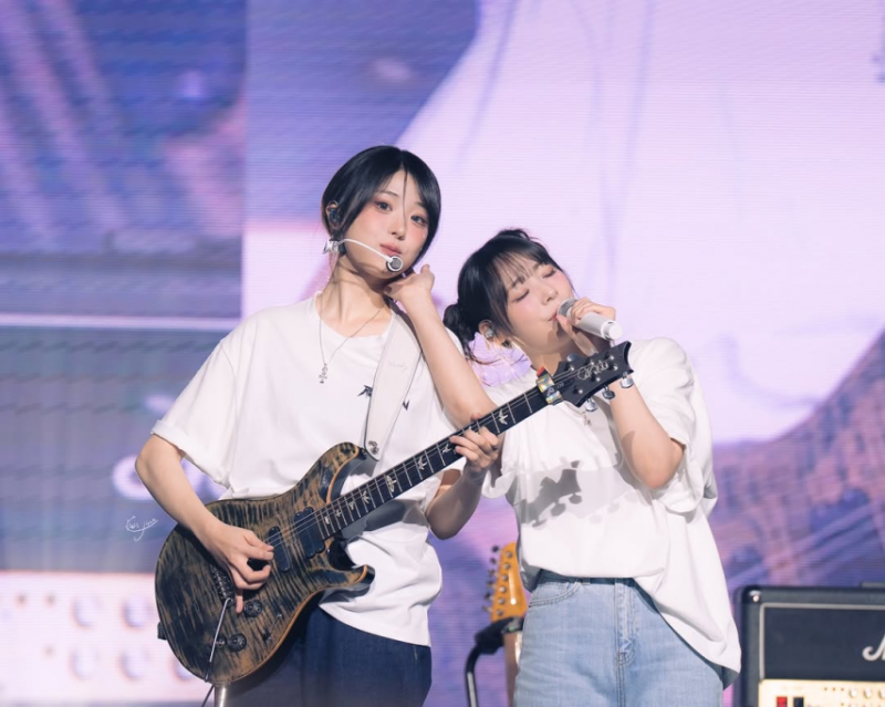 QWER 히나