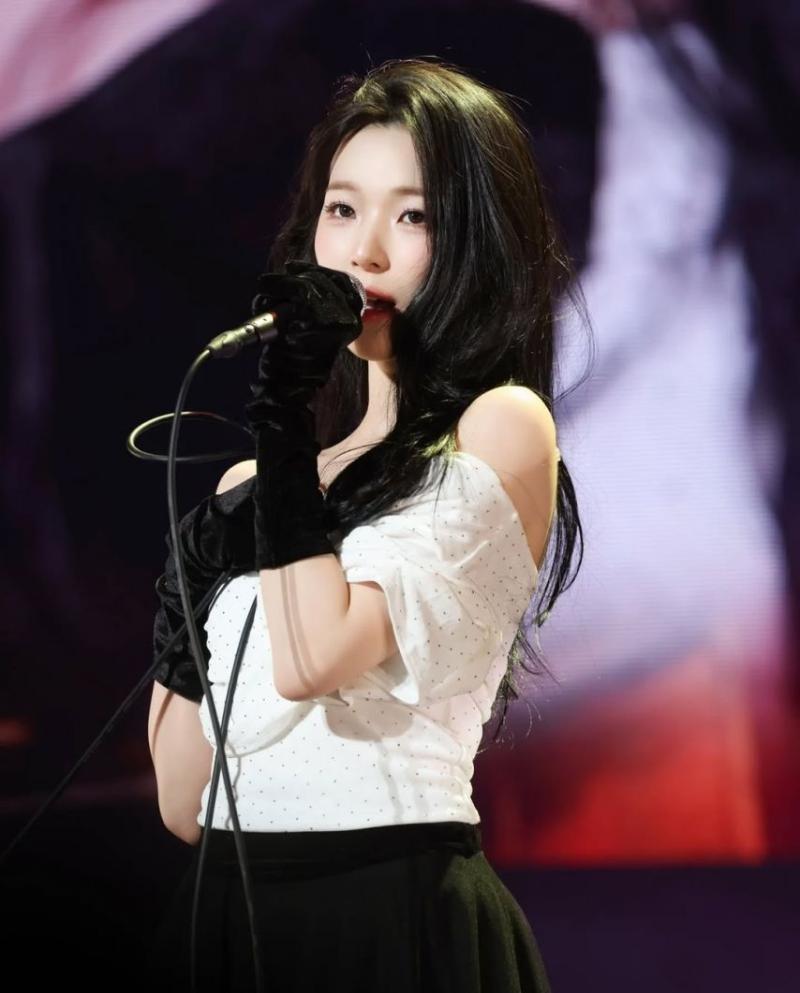 프로미스나인 (fromis_9) 백지헌