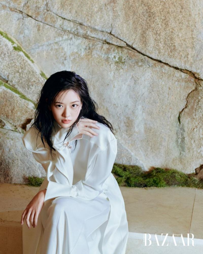 아이브 안유진 하퍼스바자