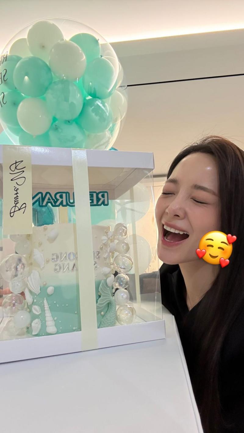 김세정 김나영 신보라/ 김세정 인별