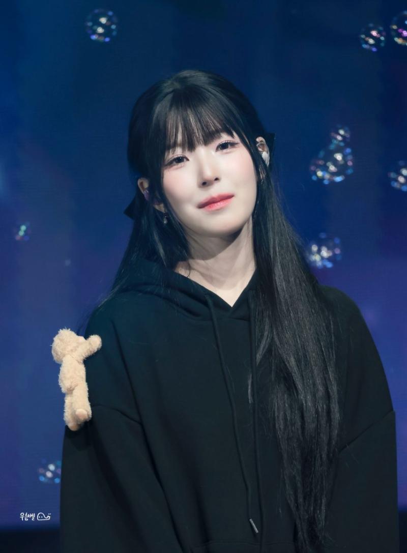 프로미스나인 백지헌
