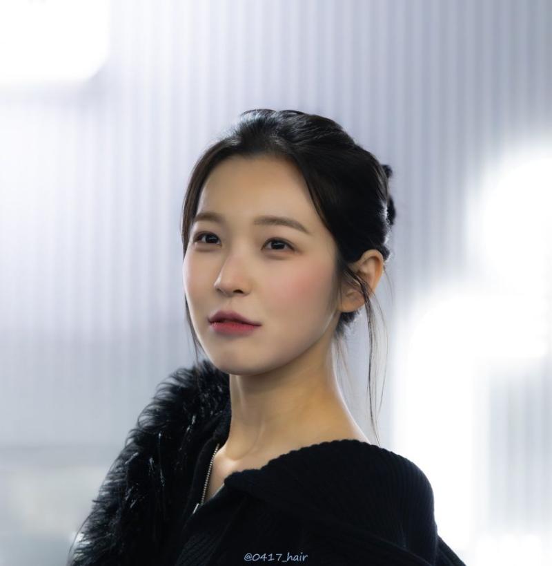 프로미스나인 백지헌