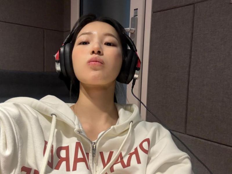 프로미스나인 백지헌