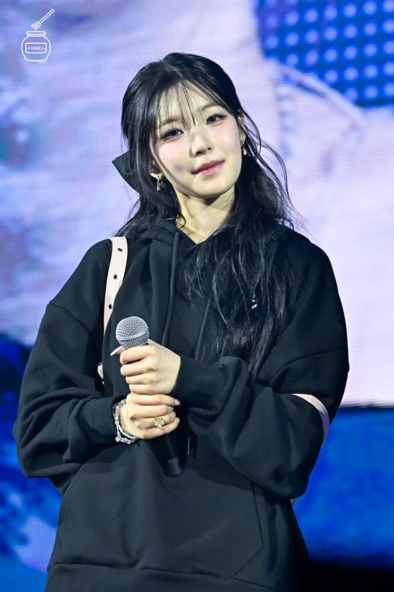 프로미스나인 백지헌