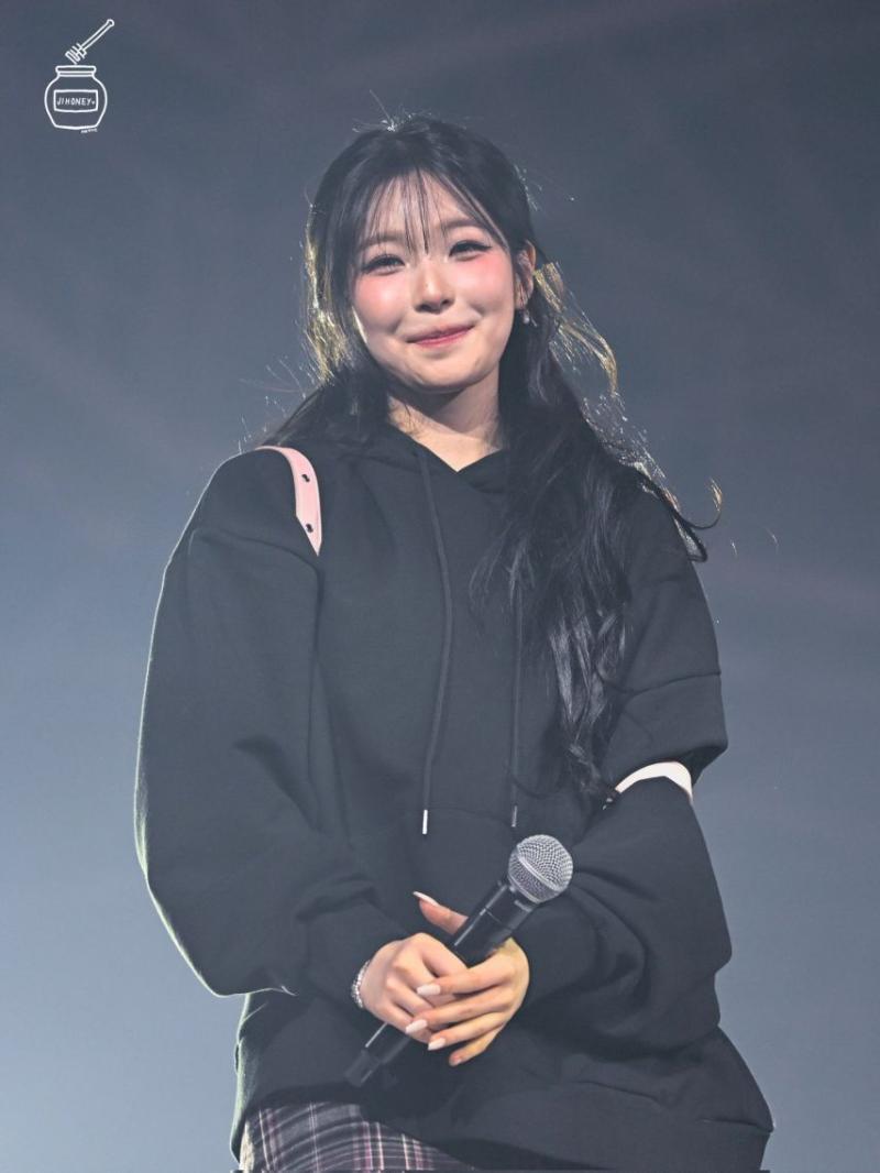 프로미스나인 백지헌