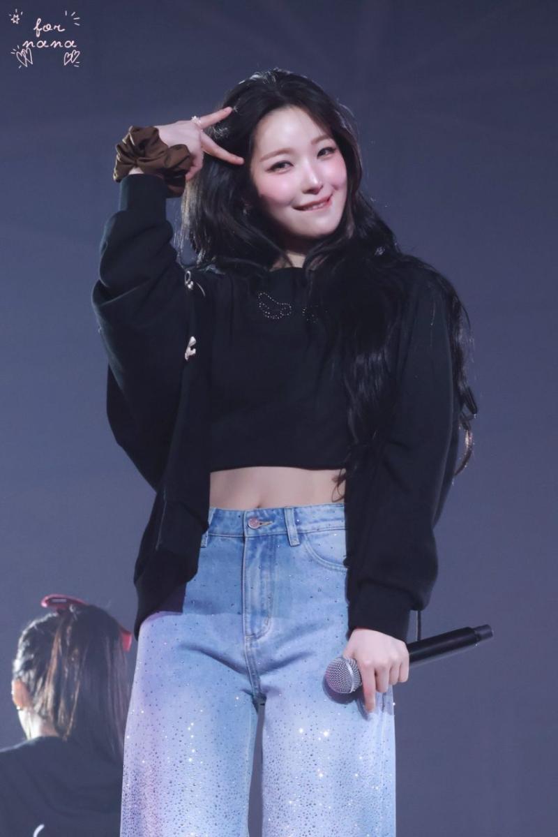 프로미스나인 백지헌