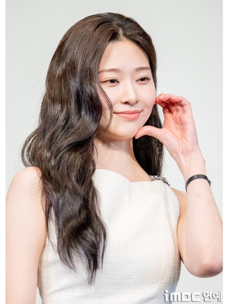 김민주