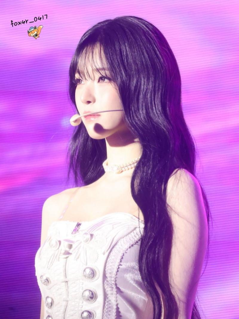 프로미스나인 백지헌