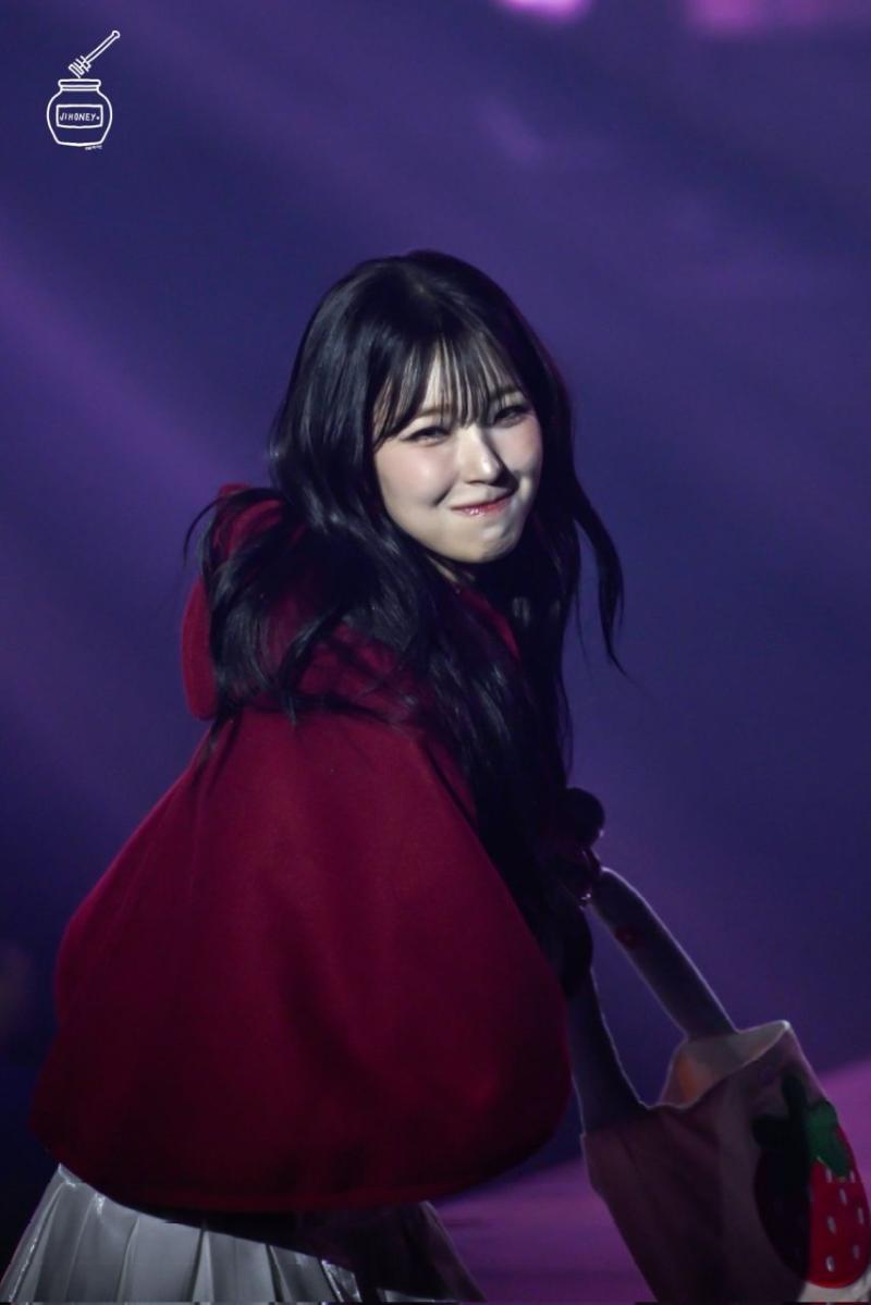 프로미스나인 백지헌